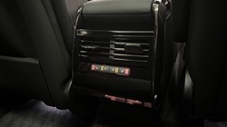 LAND ROVER RANGE ROVER SPORT 3.0 D300 Dynamic SE 5dr Auto 5586678