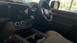 LAND ROVER DEFENDER 3.0 D250 X-Dynamic SE 110 5dr Auto 5590940