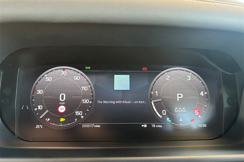  LAND ROVER DEFENDER 3.0 D350 X-Dynamic HSE 90 3dr Auto 5591020