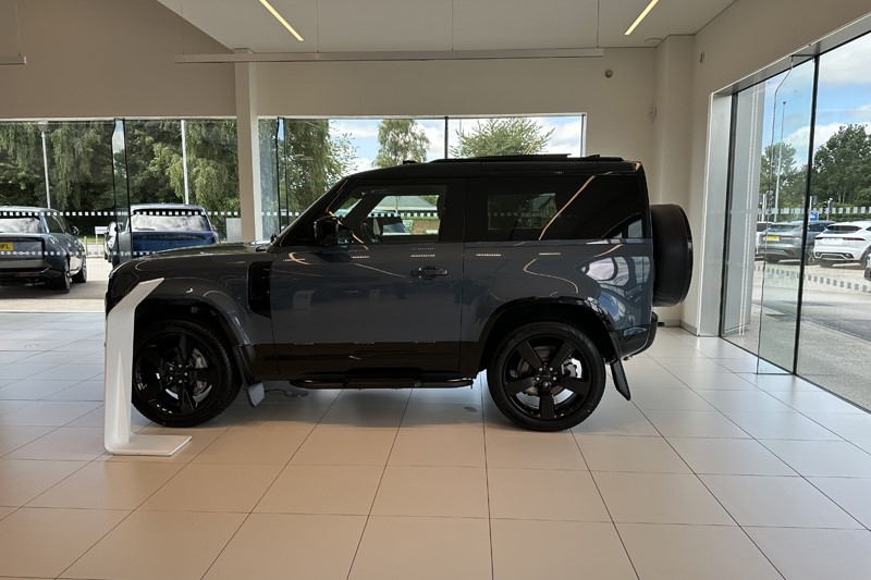  LAND ROVER DEFENDER 3.0 D350 X-Dynamic HSE 90 3dr Auto 5591004