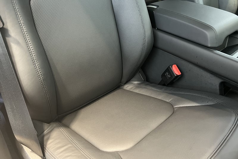  LAND ROVER DEFENDER 3.0 D350 X-Dynamic HSE 110 5dr Auto 5300779