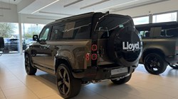 LAND ROVER DEFENDER 3.0 D350 X-Dynamic HSE 110 5dr Auto 5300764