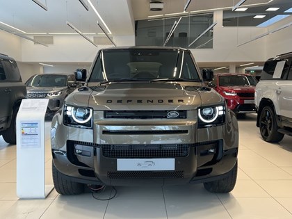 LAND ROVER DEFENDER 3.0 D350 X-Dynamic HSE 110 5dr Auto