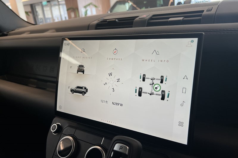  LAND ROVER DEFENDER 3.0 D350 X-Dynamic HSE 110 5dr Auto 5300789