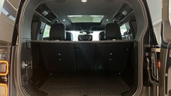 LAND ROVER DEFENDER 3.0 D350 X-Dynamic HSE 110 5dr Auto 5300767