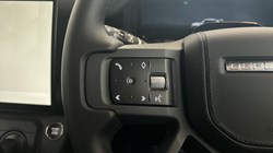 LAND ROVER DEFENDER 3.0 D350 X-Dynamic HSE 110 5dr Auto 5300783
