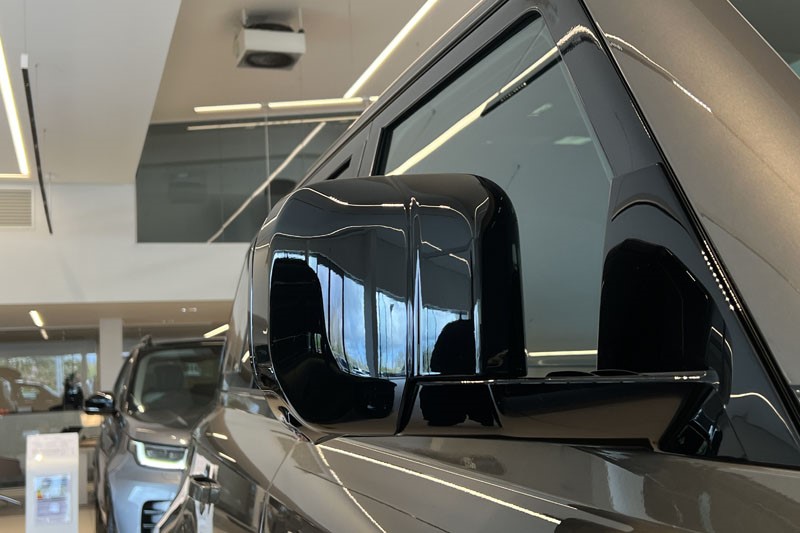  LAND ROVER DEFENDER 3.0 D350 X-Dynamic HSE 110 5dr Auto 5300795