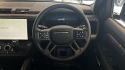 LAND ROVER DEFENDER 3.0 D350 X-Dynamic HSE 110 5dr Auto 5300773