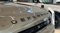 LAND ROVER DEFENDER 3.0 D350 X-Dynamic HSE 110 5dr Auto 5300762