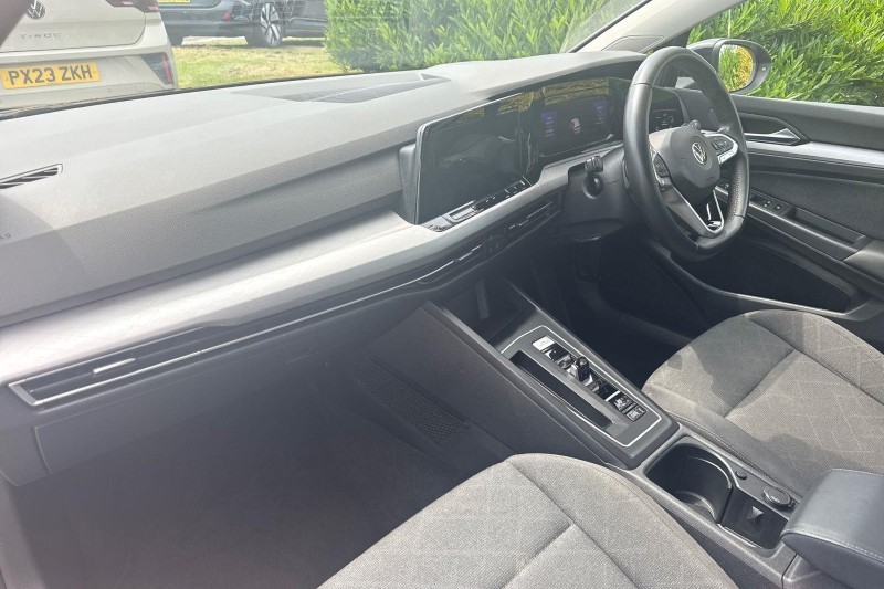 2023 (72) VOLKSWAGEN GOLF 2.0 TDI Life 5dr DSG 5537398