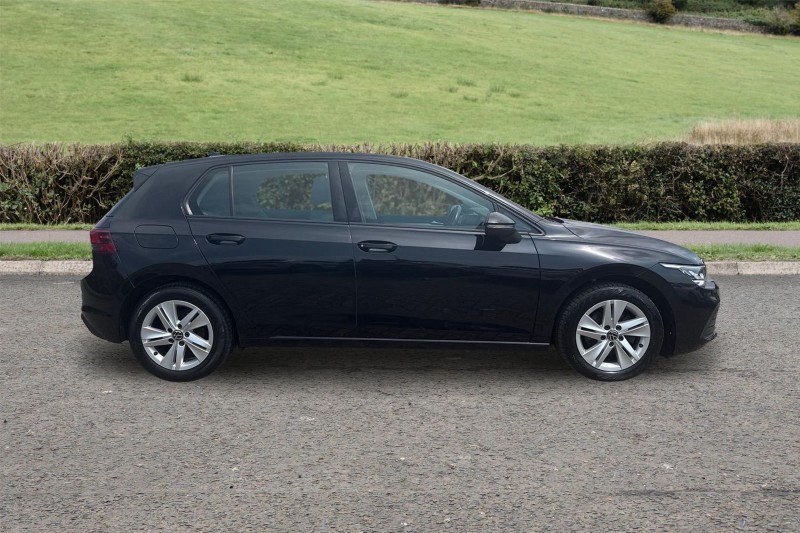 2023 (72) VOLKSWAGEN GOLF 2.0 TDI Life 5dr DSG 5537375