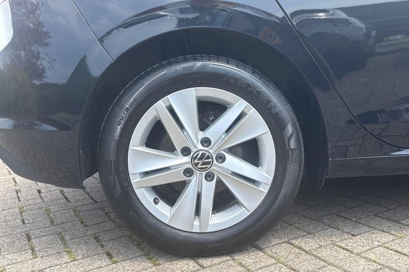 2023 (72) VOLKSWAGEN GOLF 2.0 TDI Life 5dr DSG 5537378