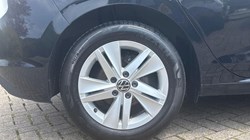 2023 (72) VOLKSWAGEN GOLF 2.0 TDI Life 5dr DSG 5537378