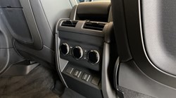 LAND ROVER DEFENDER 4.4 P635 Octa 110 5dr Auto 5668917