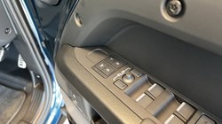 LAND ROVER DEFENDER 4.4 P635 Octa 110 5dr Auto 5668920