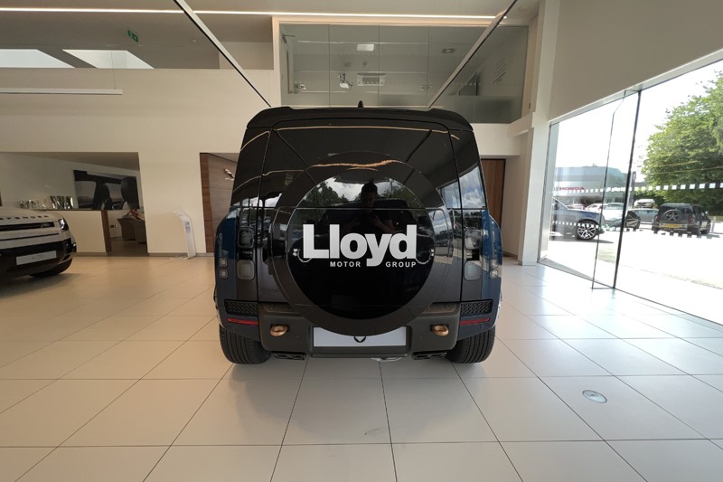  LAND ROVER DEFENDER 4.4 P635 Octa 110 5dr Auto 5668911