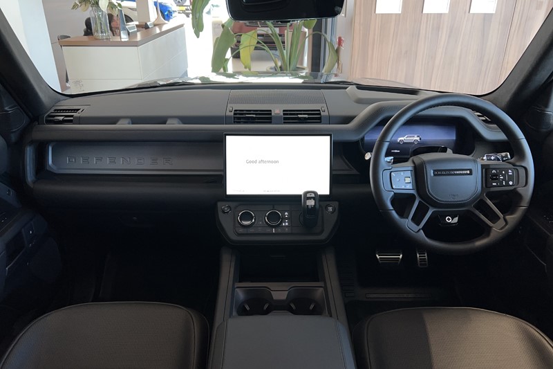  LAND ROVER DEFENDER 4.4 P635 Octa 110 5dr Auto 5668914