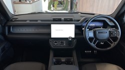 LAND ROVER DEFENDER 4.4 P635 Octa 110 5dr Auto 5668914