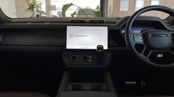 LAND ROVER DEFENDER 4.4 P635 Octa 110 5dr Auto 5668915