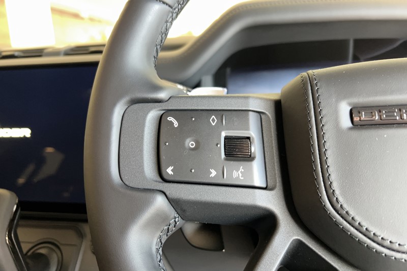  LAND ROVER DEFENDER 4.4 P635 Octa 110 5dr Auto 5668929