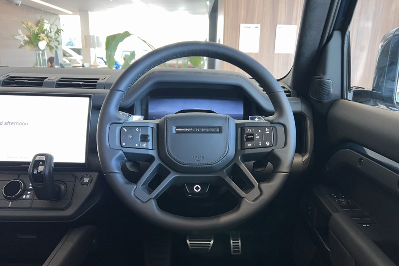  LAND ROVER DEFENDER 4.4 P635 Octa 110 5dr Auto 5668916