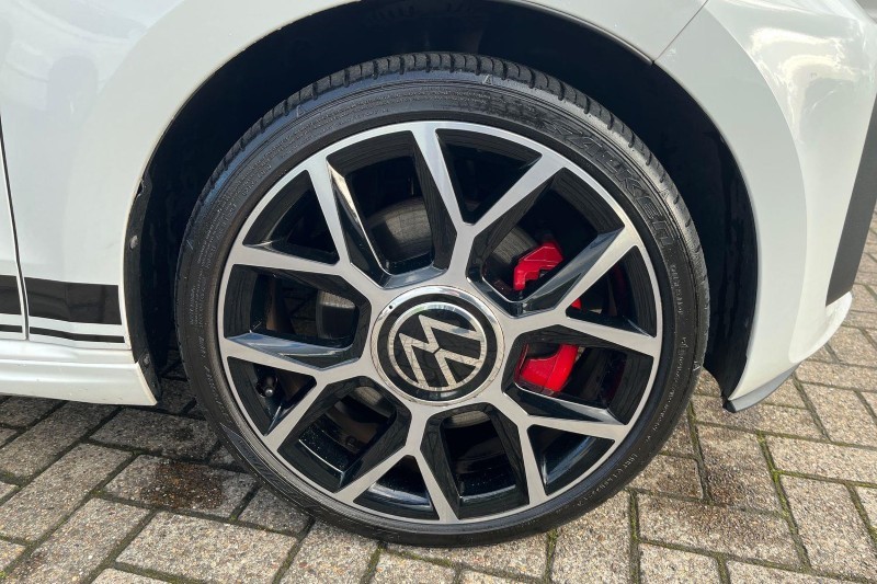 2020 (70) VOLKSWAGEN UP 1.0 115PS Up GTI 5dr 5563691
