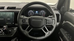 LAND ROVER DEFENDER 3.0 D250 X-Dynamic HSE 110 5dr Auto 5556627