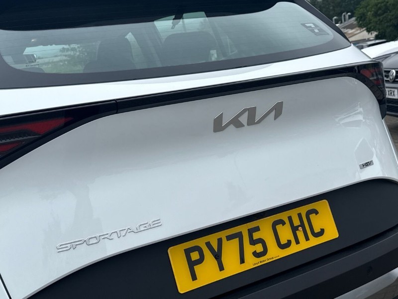 2025 (75) KIA SPORTAGE 1.6T GDi HEV Pure 5dr Auto 5511213