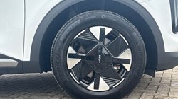 2025 (75) KIA SPORTAGE 1.6T GDi HEV Pure 5dr Auto 5511184