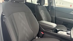 2025 (75) KIA SPORTAGE 1.6T GDi HEV Pure 5dr Auto 5511192