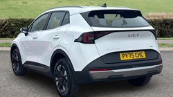 2025 (75) KIA SPORTAGE 1.6T GDi HEV Pure 5dr Auto 1