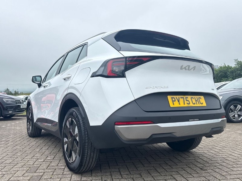 2025 (75) KIA SPORTAGE 1.6T GDi HEV Pure 5dr Auto 5511212