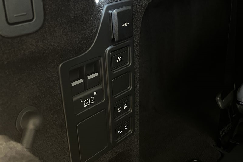  LAND ROVER DISCOVERY 3.0 D350 Dynamic HSE 5dr Auto 5301855