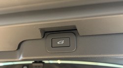 LAND ROVER DISCOVERY 3.0 D350 Dynamic HSE 5dr Auto 5301854