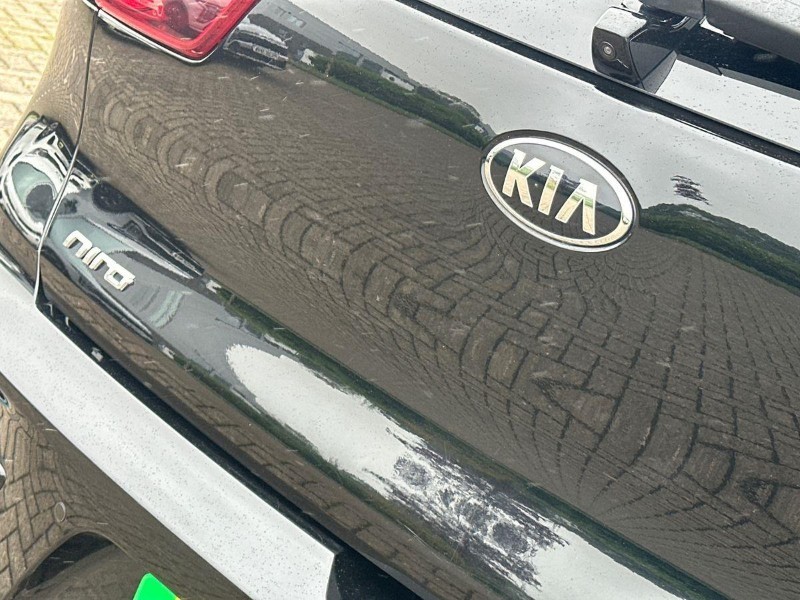 2021 (71) KIA E-NIRO 150kW 4 64kWh 5dr Auto 5525634