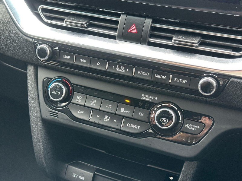 2021 (71) KIA E-NIRO 150kW 4 64kWh 5dr Auto 5525624