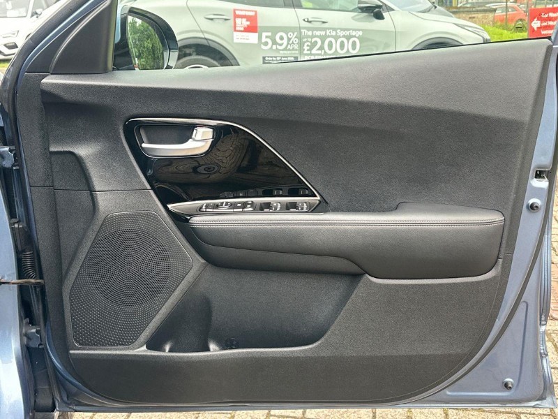 2021 (21) KIA NIRO 1.6 GDi PHEV 2 5dr DCT 5525350