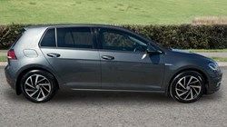 2020 (20) VOLKSWAGEN GOLF 1.5 TSI EVO Match Edition 5dr 5519663