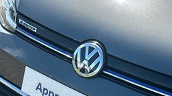 2020 (20) VOLKSWAGEN GOLF 1.5 TSI EVO Match Edition 5dr 5519692