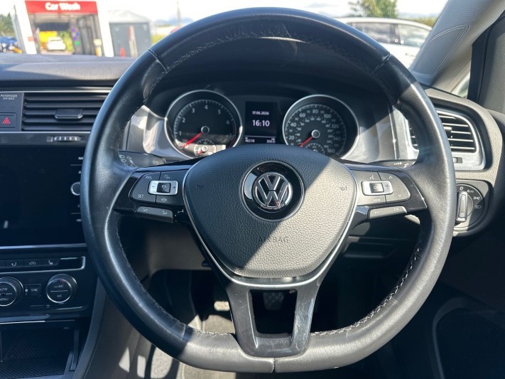 2020 (20) VOLKSWAGEN GOLF 1.5 TSI EVO Match Edition 5dr 5519675