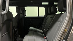 LAND ROVER DEFENDER 3.0 D250 X-Dynamic SE 110 5dr Auto 5586812