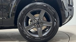 LAND ROVER DEFENDER 3.0 D250 X-Dynamic SE 110 5dr Auto 5586816