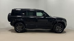 LAND ROVER DEFENDER 3.0 D250 X-Dynamic SE 110 5dr Auto 5586813