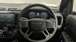 LAND ROVER DEFENDER 3.0 D250 X-Dynamic SE 110 5dr Auto 5586819