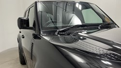 LAND ROVER DEFENDER 3.0 D250 X-Dynamic SE 110 5dr Auto 5586857