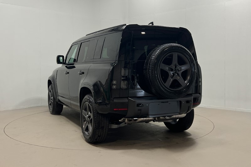  LAND ROVER DEFENDER 3.0 D250 X-Dynamic SE 110 5dr Auto 5586810