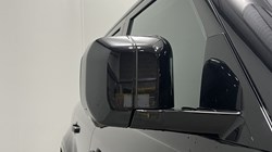 LAND ROVER DEFENDER 3.0 D250 X-Dynamic SE 110 5dr Auto 5586855