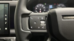 LAND ROVER DEFENDER 3.0 D250 X-Dynamic SE 110 5dr Auto 5586829