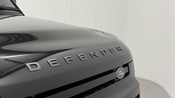 LAND ROVER DEFENDER 3.0 D250 X-Dynamic SE 110 5dr Auto 5586859
