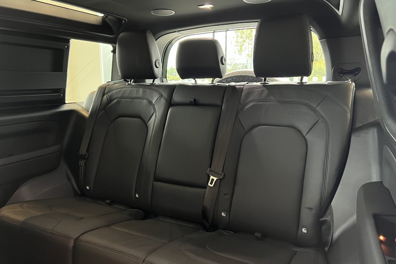 LAND ROVER DEFENDER 3.0 D250 X-Dynamic HSE 90 3dr Auto 5864779